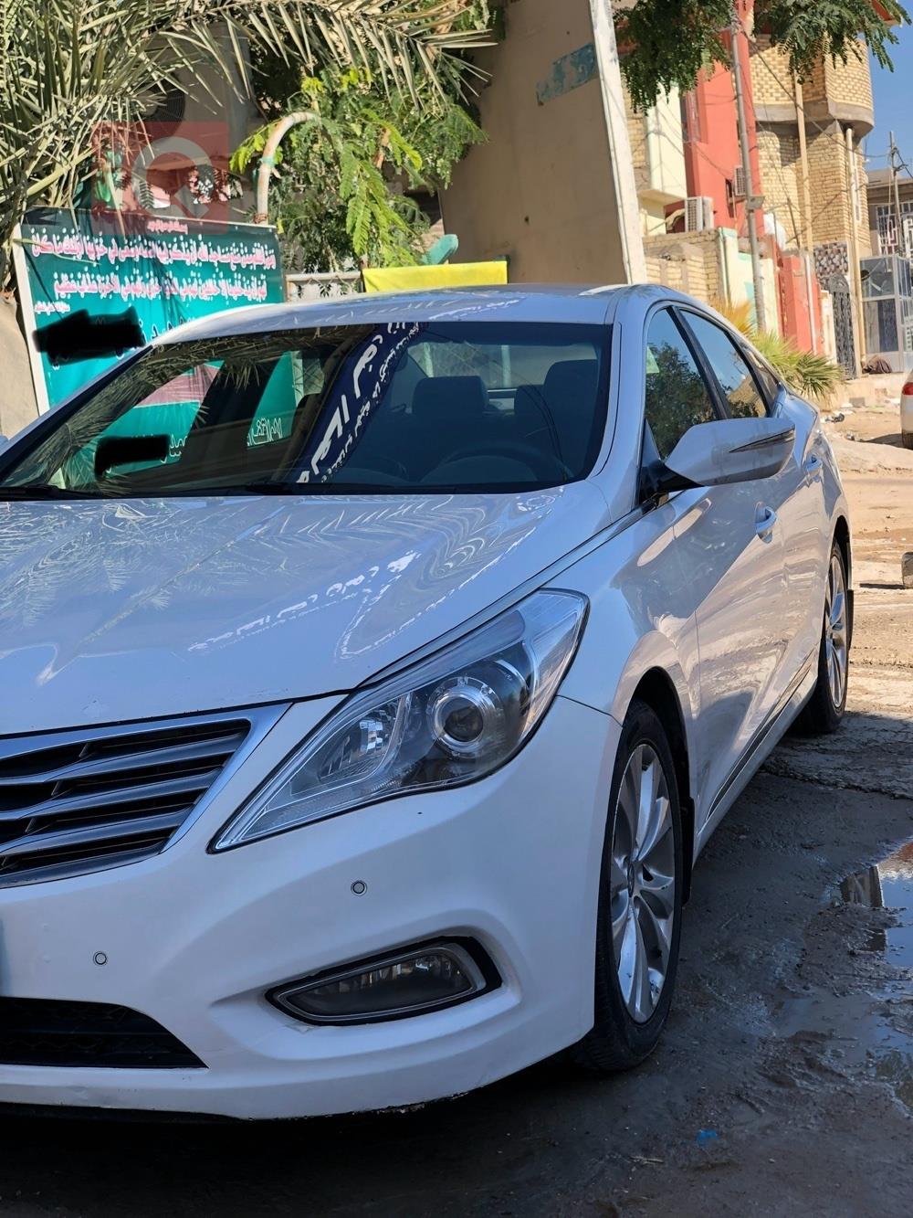 هيونداي أزيرا